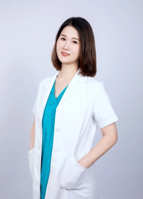 藍(lán)麗明醫(yī)生